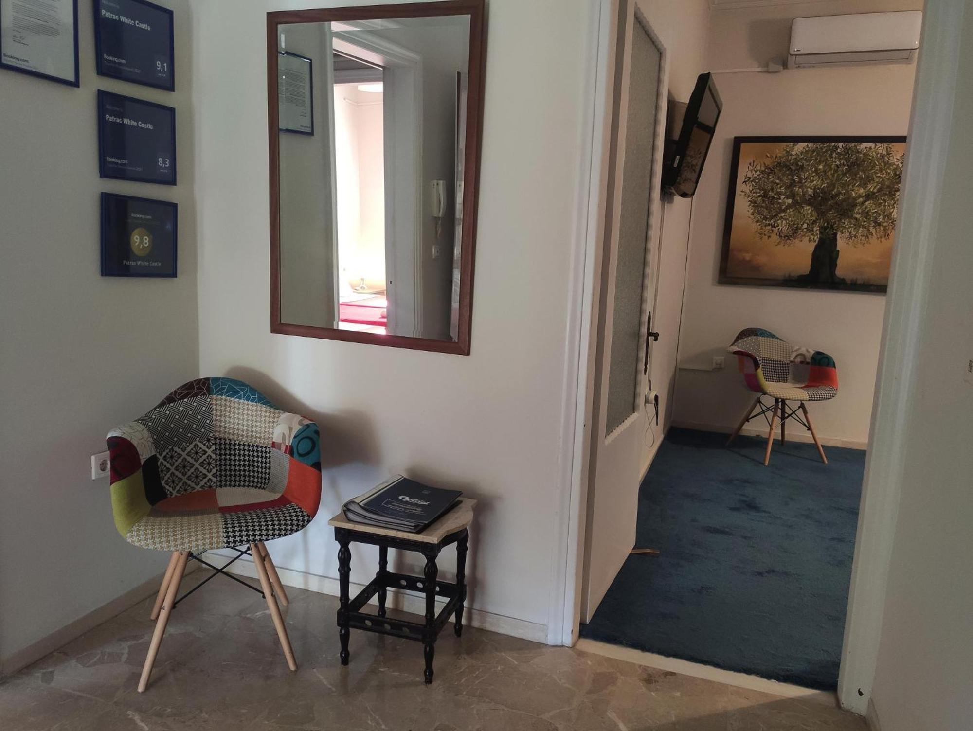 Patras White Castle Apartment Ngoại thất bức ảnh